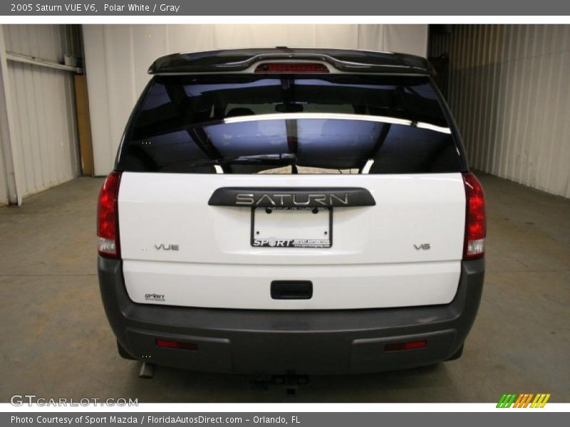 Polar White / Gray 2005 Saturn VUE V6