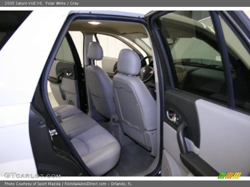 Polar White / Gray 2005 Saturn VUE V6