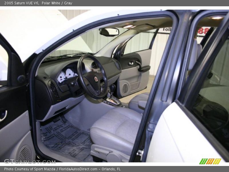 Polar White / Gray 2005 Saturn VUE V6