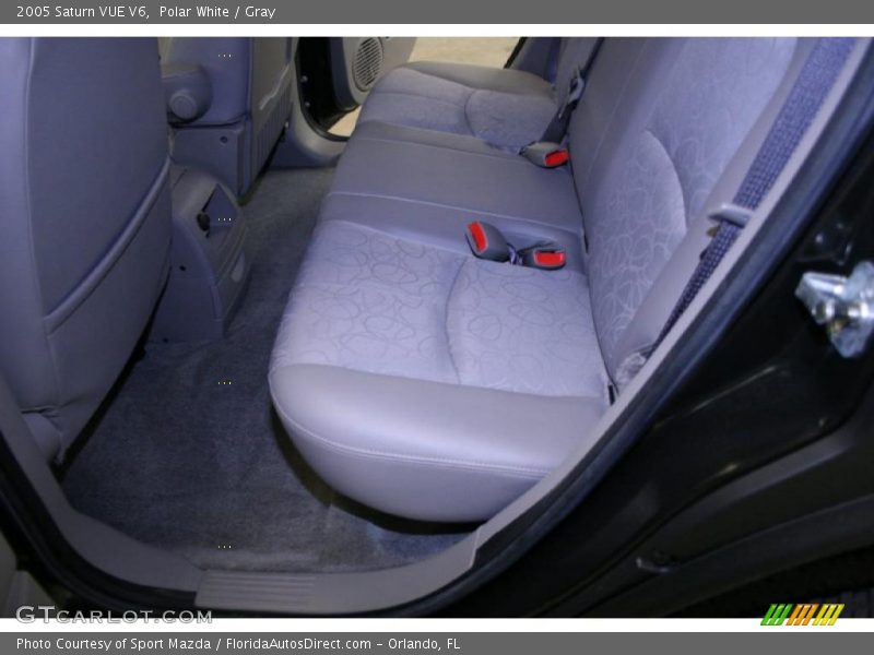 Polar White / Gray 2005 Saturn VUE V6