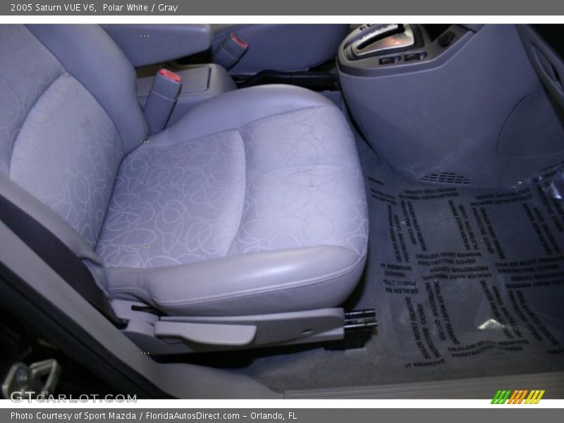 Polar White / Gray 2005 Saturn VUE V6