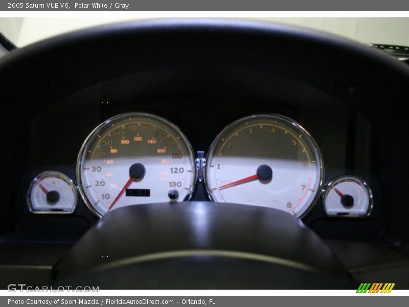 Polar White / Gray 2005 Saturn VUE V6