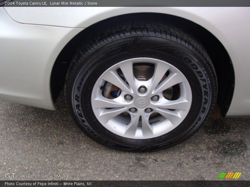 Lunar Mist Metallic / Stone 2004 Toyota Camry LE