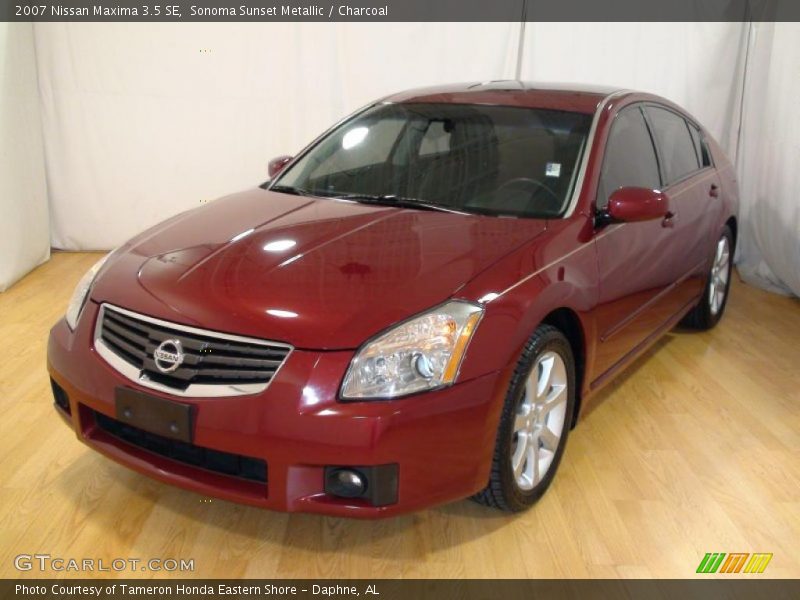 Front 3/4 View of 2007 Maxima 3.5 SE