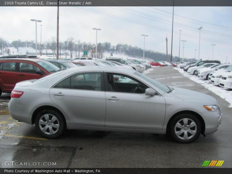 Classic Silver Metallic / Ash 2009 Toyota Camry LE