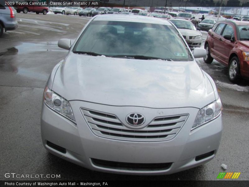 Classic Silver Metallic / Ash 2009 Toyota Camry LE