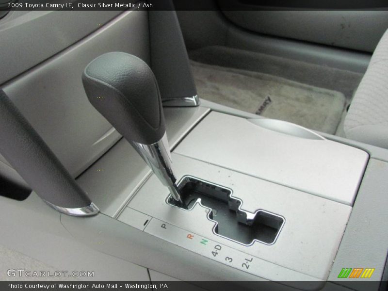 Classic Silver Metallic / Ash 2009 Toyota Camry LE
