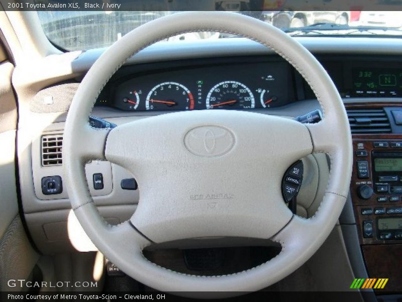 Black / Ivory 2001 Toyota Avalon XLS