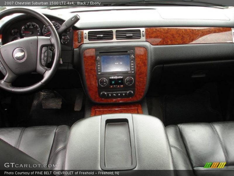 Black / Ebony 2007 Chevrolet Suburban 1500 LTZ 4x4