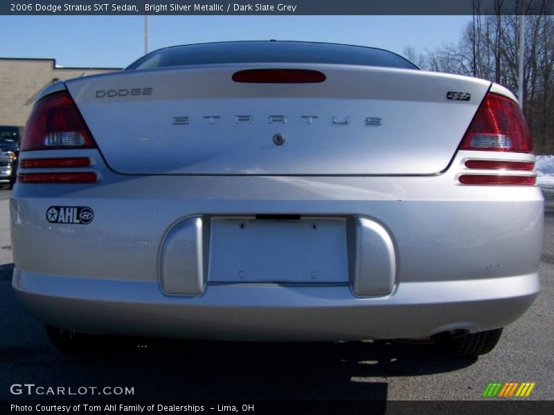 Bright Silver Metallic / Dark Slate Grey 2006 Dodge Stratus SXT Sedan