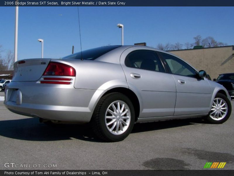 Bright Silver Metallic / Dark Slate Grey 2006 Dodge Stratus SXT Sedan