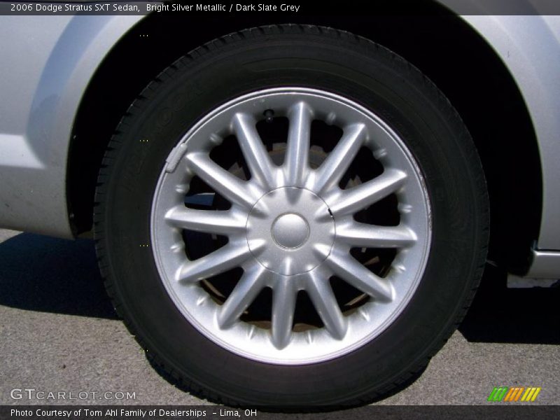 Bright Silver Metallic / Dark Slate Grey 2006 Dodge Stratus SXT Sedan