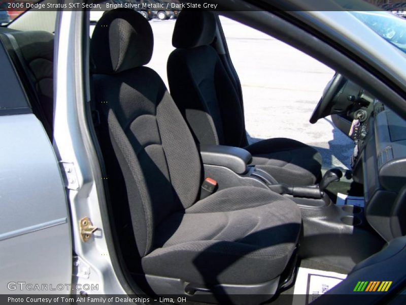 Bright Silver Metallic / Dark Slate Grey 2006 Dodge Stratus SXT Sedan