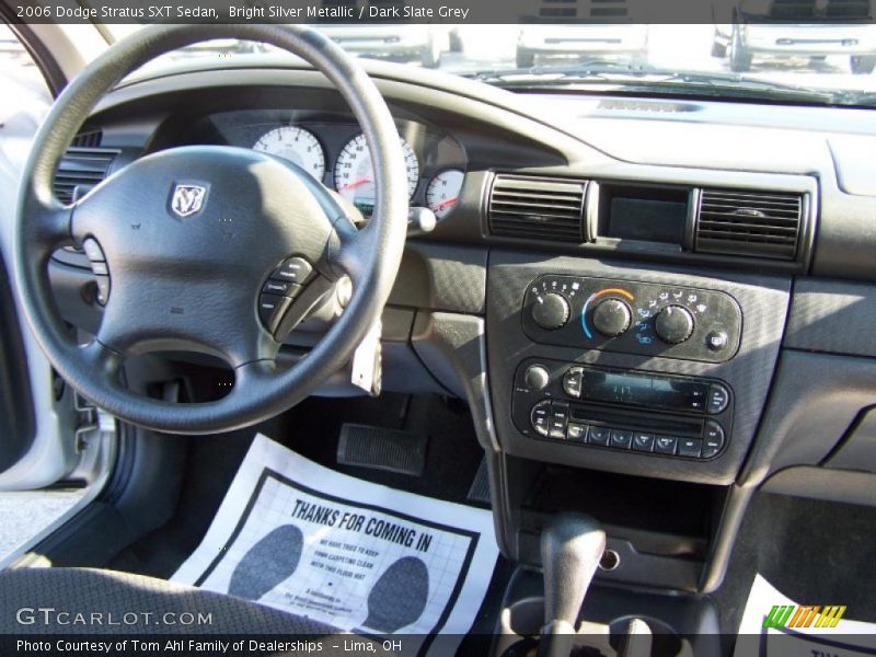Bright Silver Metallic / Dark Slate Grey 2006 Dodge Stratus SXT Sedan