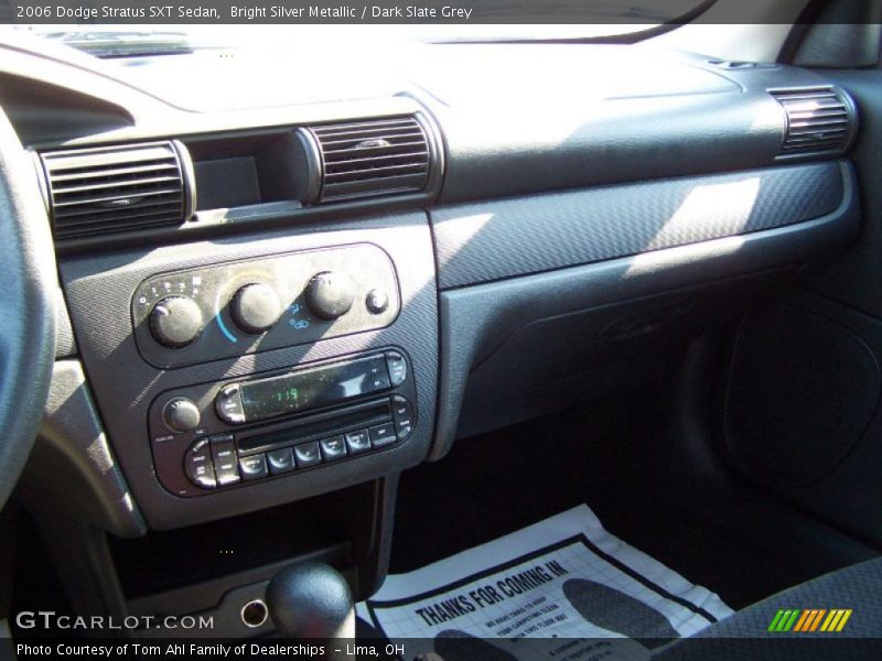 Bright Silver Metallic / Dark Slate Grey 2006 Dodge Stratus SXT Sedan