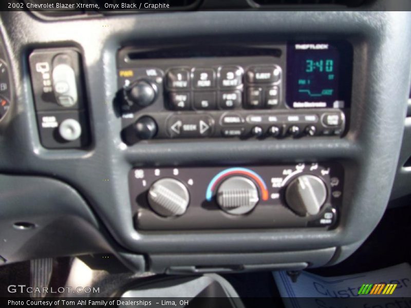 Onyx Black / Graphite 2002 Chevrolet Blazer Xtreme