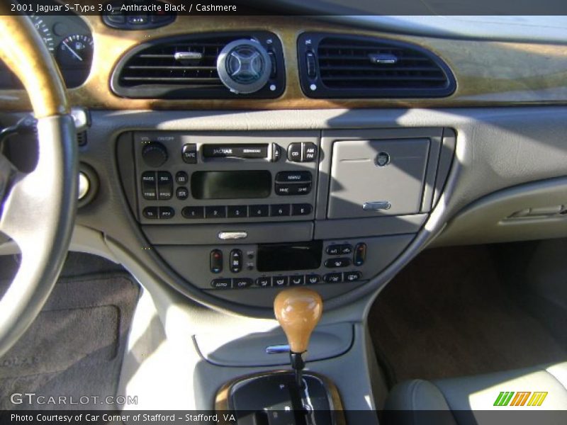 Anthracite Black / Cashmere 2001 Jaguar S-Type 3.0