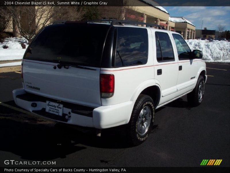 Summit White / Graphite Gray 2004 Chevrolet Blazer LS 4x4