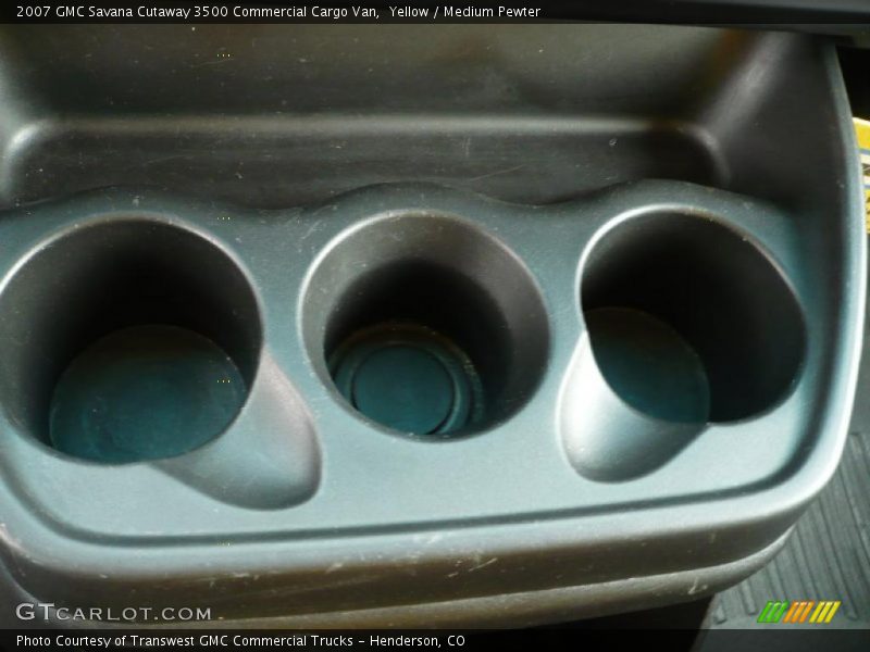 Yellow / Medium Pewter 2007 GMC Savana Cutaway 3500 Commercial Cargo Van