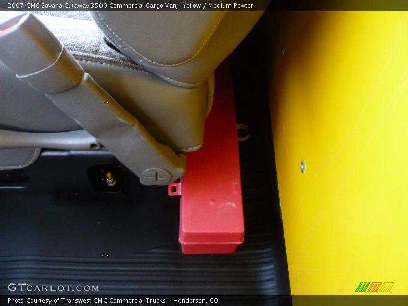 Yellow / Medium Pewter 2007 GMC Savana Cutaway 3500 Commercial Cargo Van