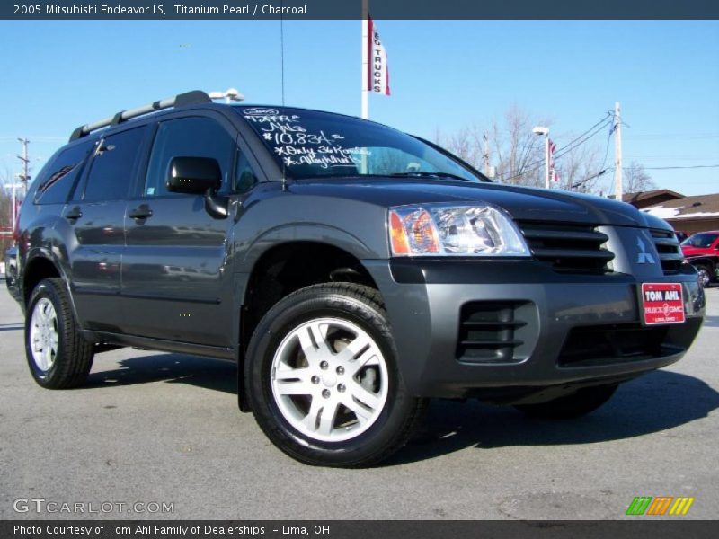 Titanium Pearl / Charcoal 2005 Mitsubishi Endeavor LS