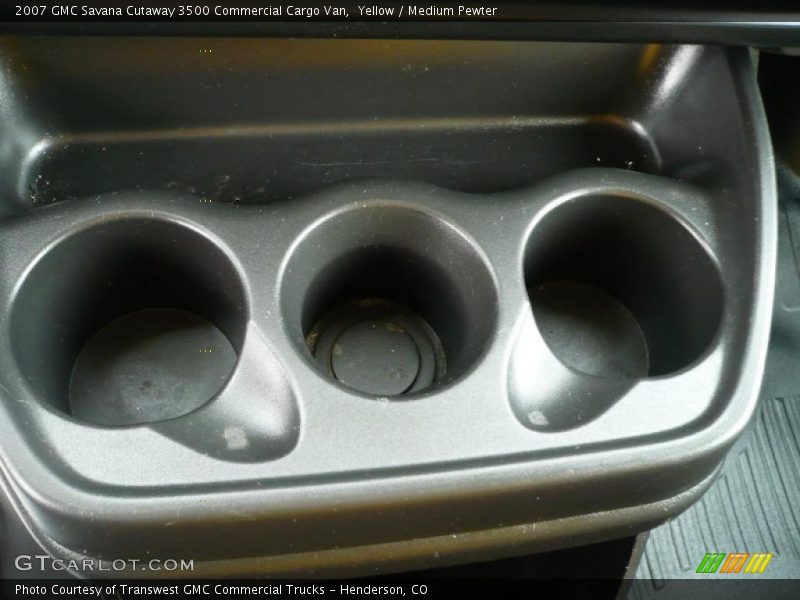 Yellow / Medium Pewter 2007 GMC Savana Cutaway 3500 Commercial Cargo Van