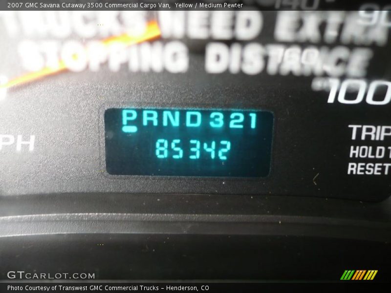 Yellow / Medium Pewter 2007 GMC Savana Cutaway 3500 Commercial Cargo Van