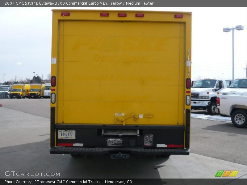 Yellow / Medium Pewter 2007 GMC Savana Cutaway 3500 Commercial Cargo Van
