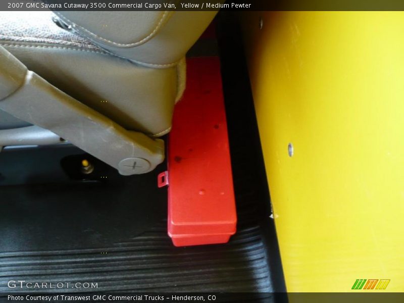 Yellow / Medium Pewter 2007 GMC Savana Cutaway 3500 Commercial Cargo Van