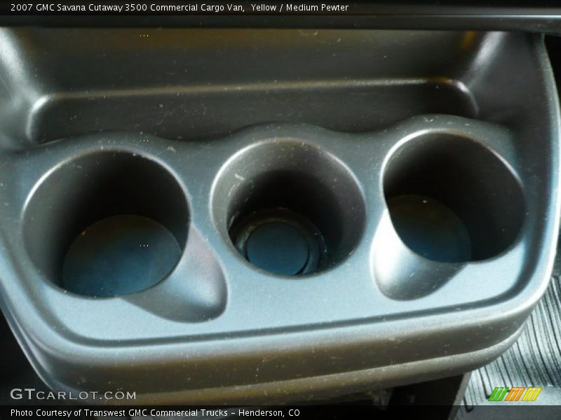 Yellow / Medium Pewter 2007 GMC Savana Cutaway 3500 Commercial Cargo Van