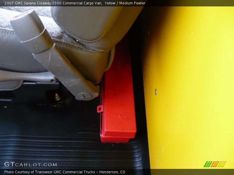 Yellow / Medium Pewter 2007 GMC Savana Cutaway 3500 Commercial Cargo Van