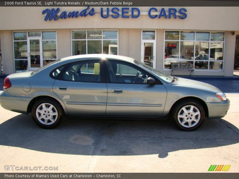 Light Tundra Metallic / Medium/Dark Pebble Beige 2006 Ford Taurus SE