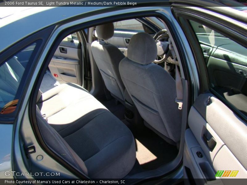 Light Tundra Metallic / Medium/Dark Pebble Beige 2006 Ford Taurus SE