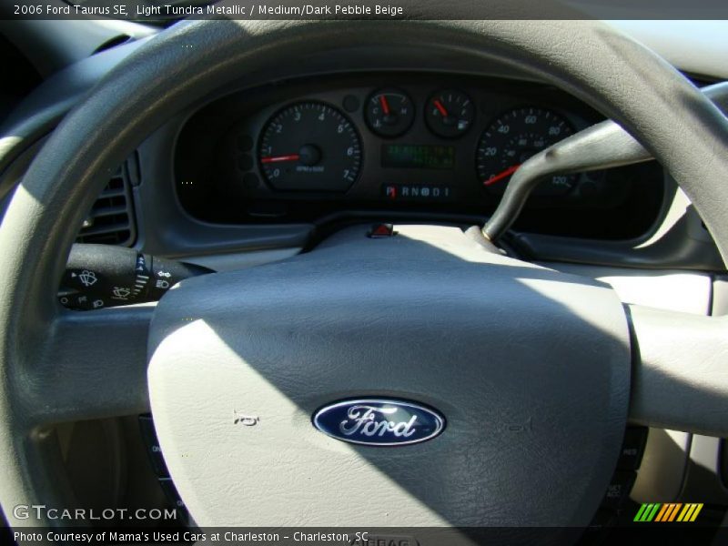 Light Tundra Metallic / Medium/Dark Pebble Beige 2006 Ford Taurus SE