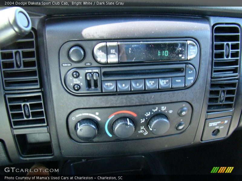 Bright White / Dark Slate Gray 2004 Dodge Dakota Sport Club Cab