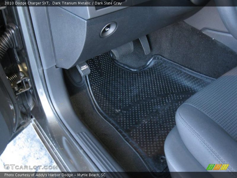 Dark Titanium Metallic / Dark Slate Gray 2010 Dodge Charger SXT