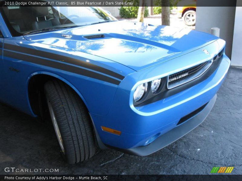 B5 Blue Pearlcoat / Dark Slate Gray 2010 Dodge Challenger R/T Classic
