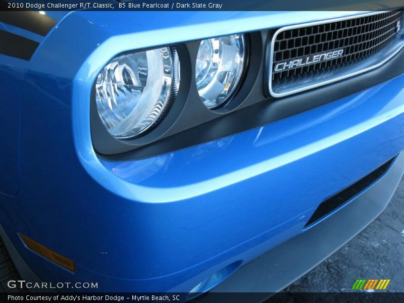 B5 Blue Pearlcoat / Dark Slate Gray 2010 Dodge Challenger R/T Classic