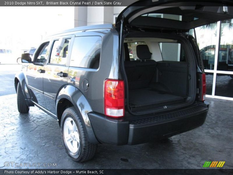 Brilliant Black Crystal Pearl / Dark Slate Gray 2010 Dodge Nitro SXT