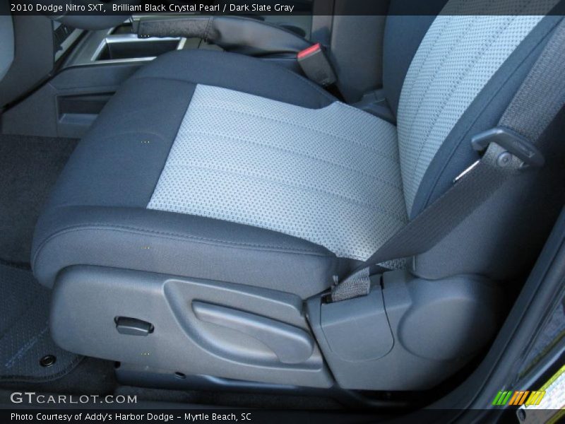 Brilliant Black Crystal Pearl / Dark Slate Gray 2010 Dodge Nitro SXT