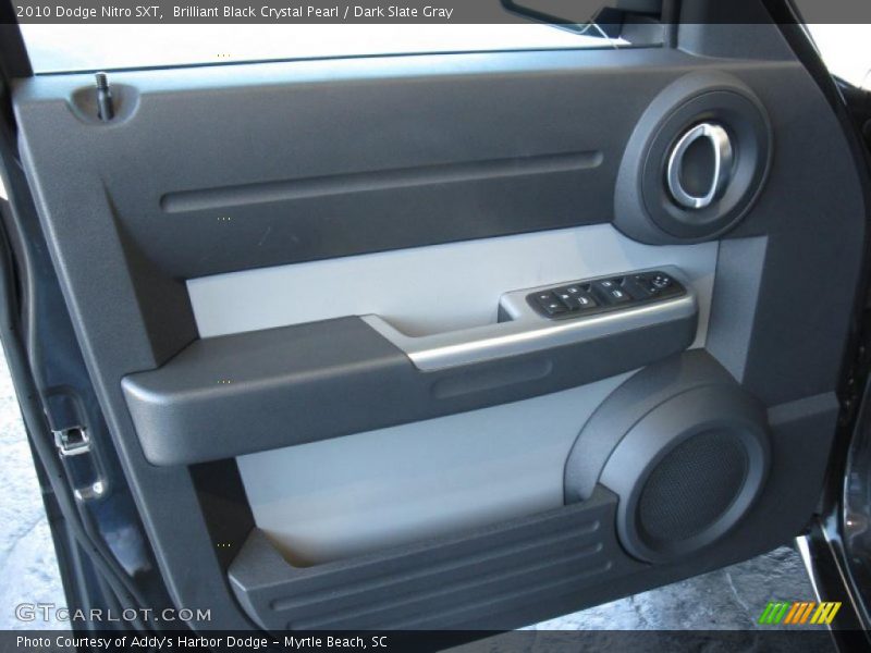 Brilliant Black Crystal Pearl / Dark Slate Gray 2010 Dodge Nitro SXT