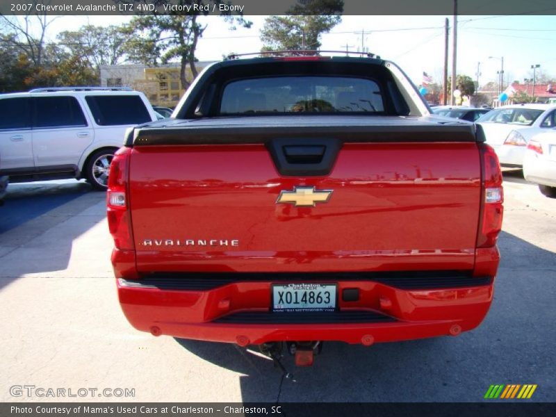 Victory Red / Ebony 2007 Chevrolet Avalanche LTZ 4WD