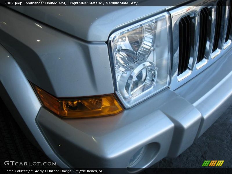 Bright Silver Metallic / Medium Slate Gray 2007 Jeep Commander Limited 4x4