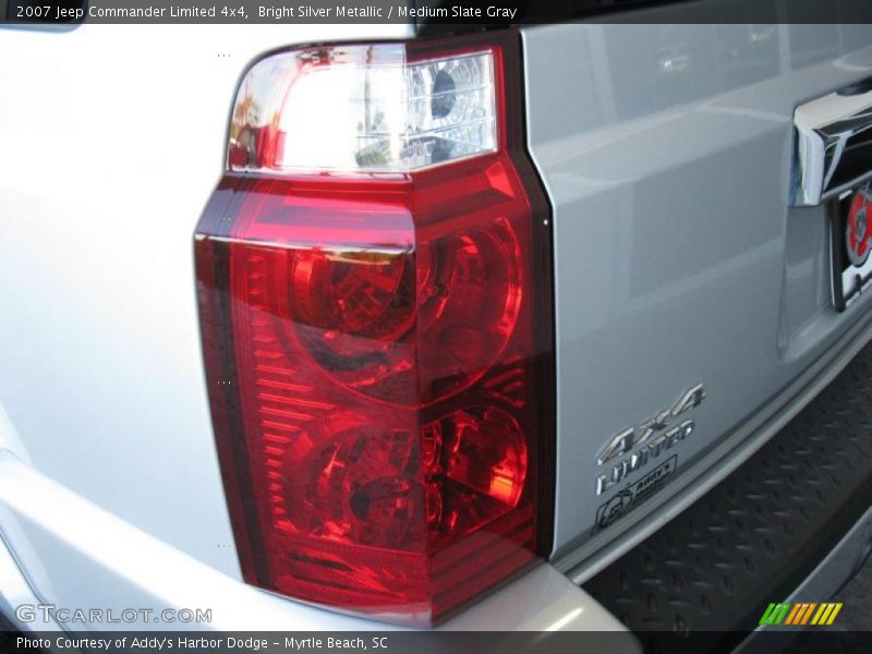 Bright Silver Metallic / Medium Slate Gray 2007 Jeep Commander Limited 4x4