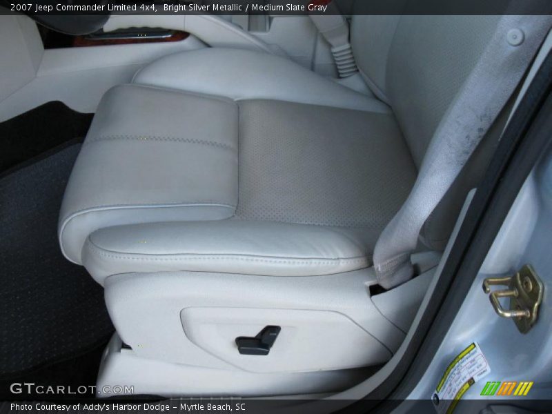Bright Silver Metallic / Medium Slate Gray 2007 Jeep Commander Limited 4x4