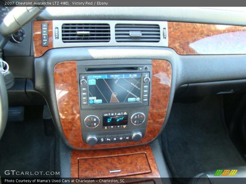 Victory Red / Ebony 2007 Chevrolet Avalanche LTZ 4WD