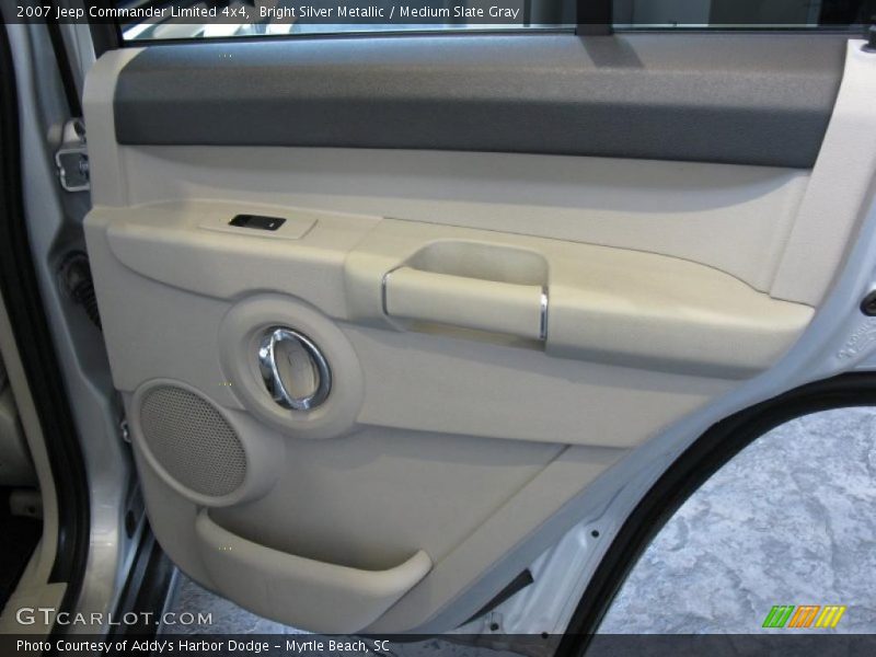 Bright Silver Metallic / Medium Slate Gray 2007 Jeep Commander Limited 4x4