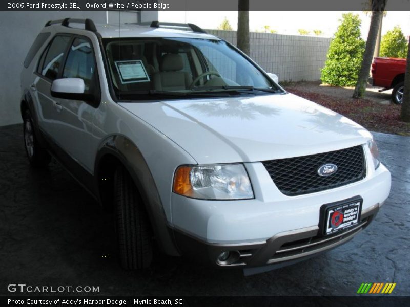 Oxford White / Pebble Beige 2006 Ford Freestyle SEL