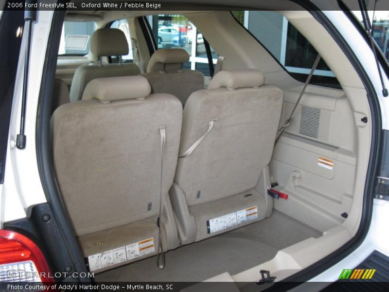 Oxford White / Pebble Beige 2006 Ford Freestyle SEL