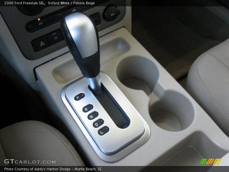 Oxford White / Pebble Beige 2006 Ford Freestyle SEL